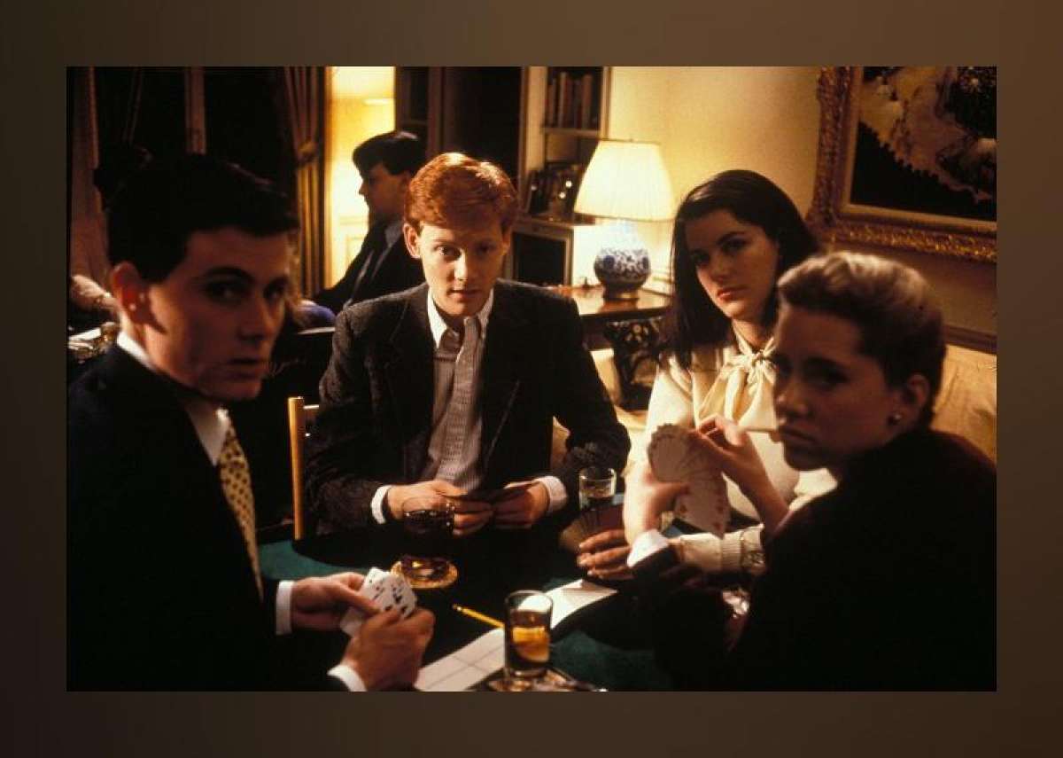 #15. Metropolitan (1990) - Director: Whit Stillman- Metascore: 77- IMDb user rating: 7.4- Runtime: 98 Wealthy young socialites in Manhattan are the focus of 